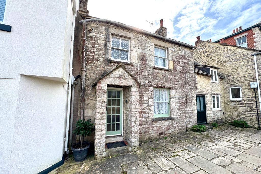 Property photo 1 of 13 Front Of Property