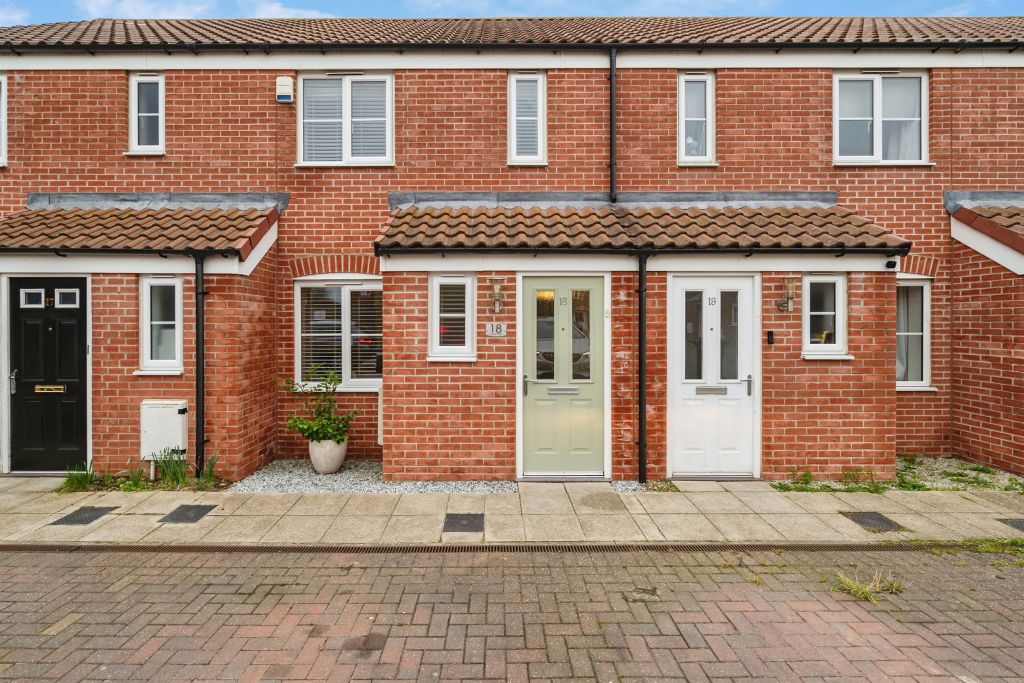 Property photo 1 of 18