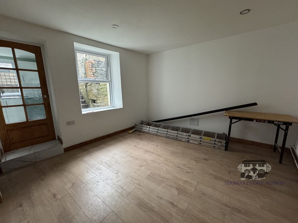 Property photo 3 of 10 Second Reception Room
