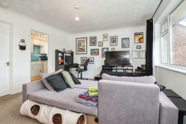 Property photo 2 of 16 Image