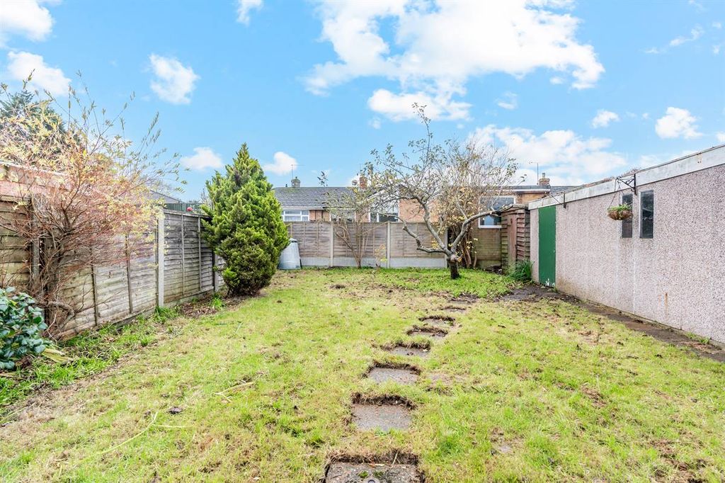 Property photo 3 of 17