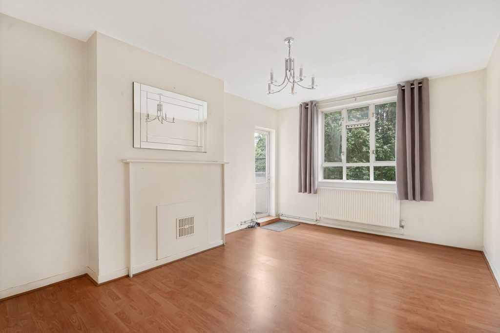 Property photo 1 of 19 Reception Room
