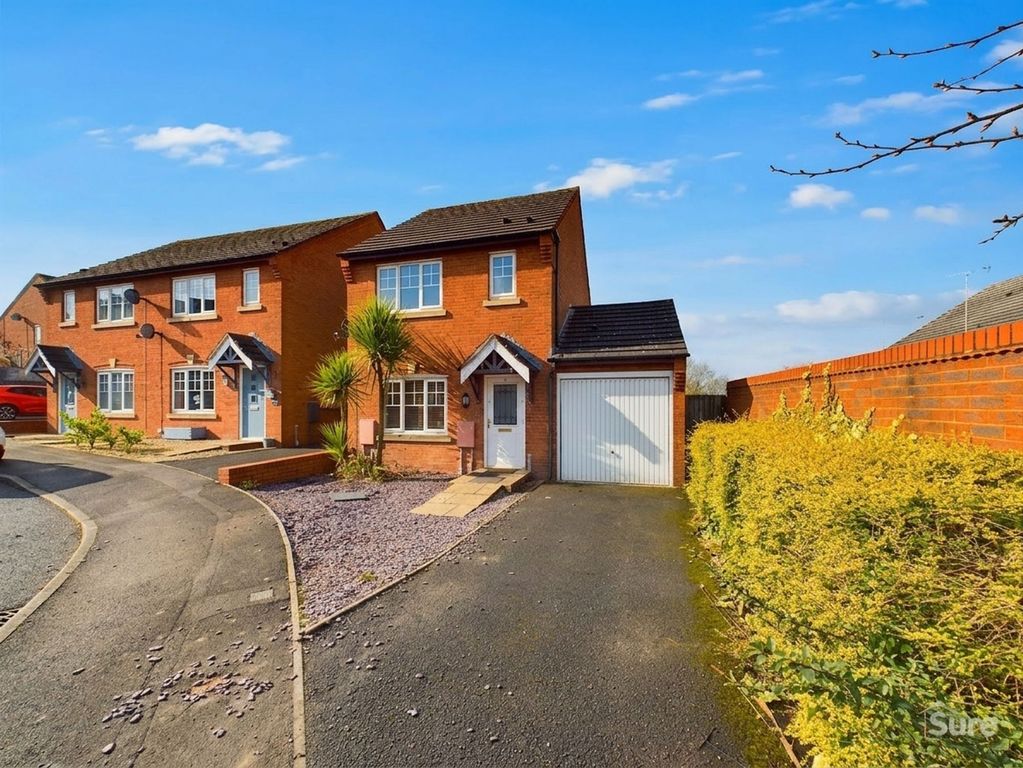 Property photo 1 of 18