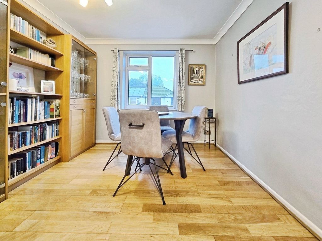 Property photo 3 of 23 Dining Room