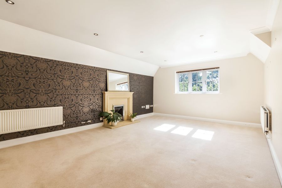 Property photo 3 of 8 Living Room.Jpg