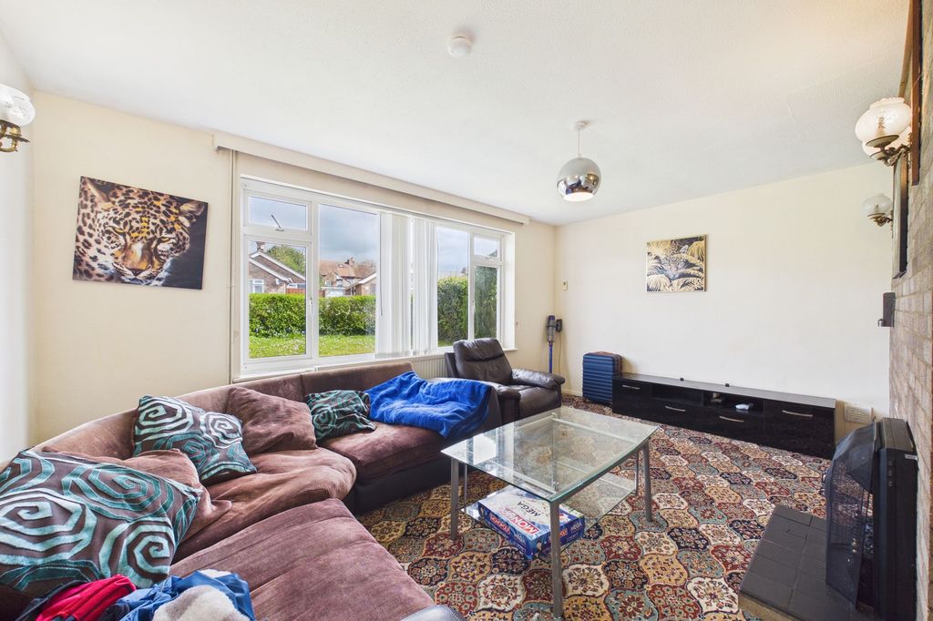 Property photo 3 of 15