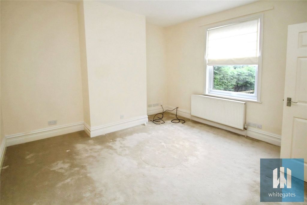 Property photo 3 of 14 Picture No. 33