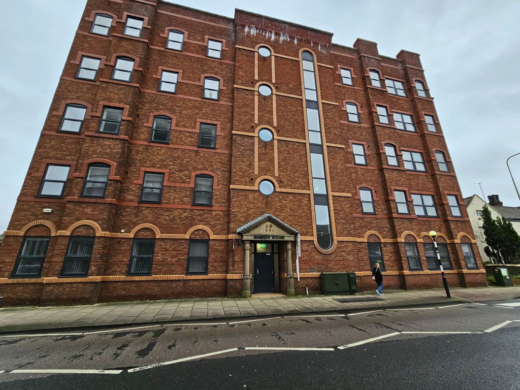 Property photo 1 of 14 Front