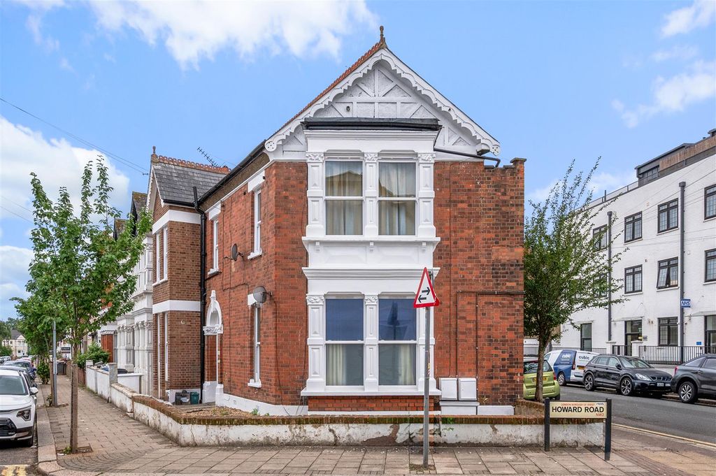 Property photo 1 of 10 Daniels_Howard Road, Nw2 6Dr_016.Jpg