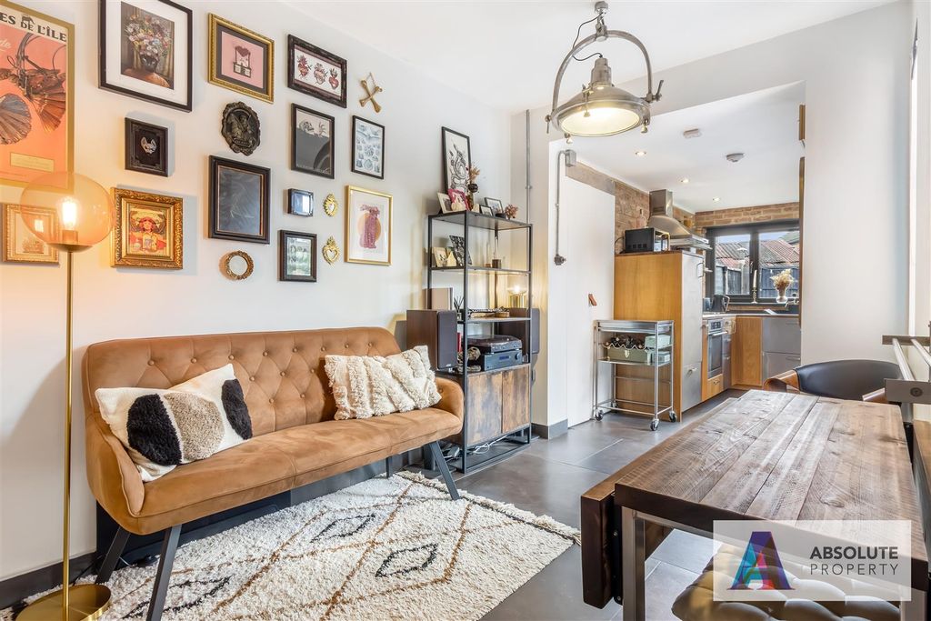 Property photo 3 of 21 Img_3802.Jpg