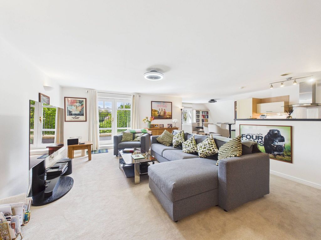 Property photo 2 of 20 Open Plan Living Kitchen