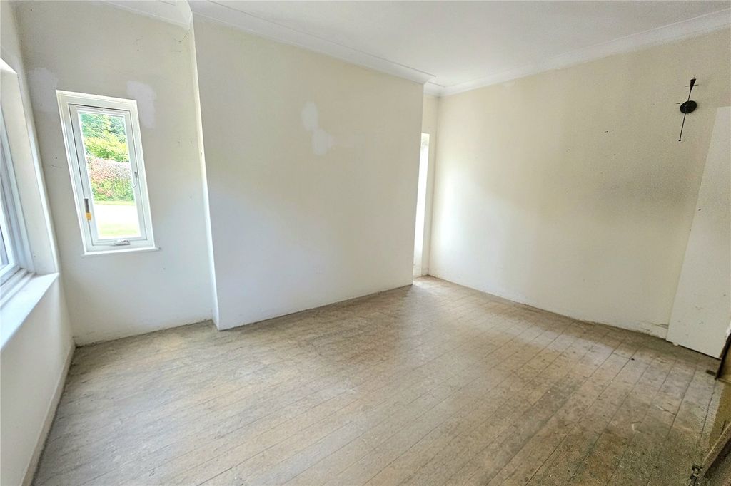 Property photo 2 of 13 Picture No. 04