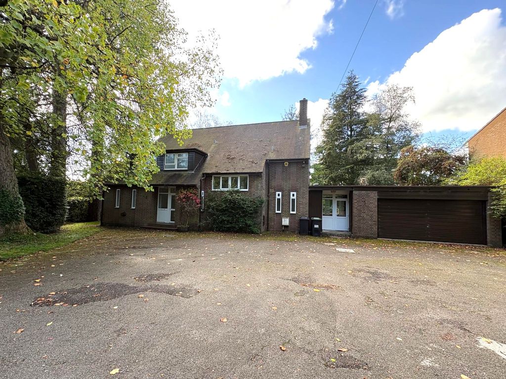 Property photo 1 of 13
