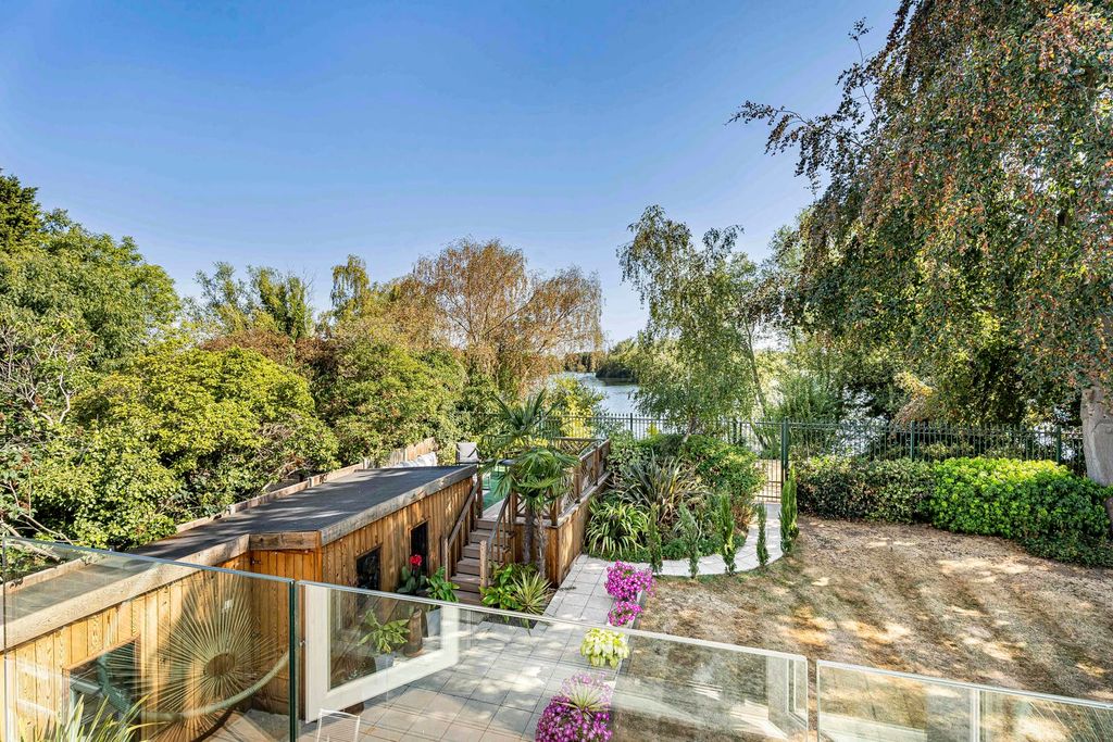 Property photo 2 of 32 Balcony View
