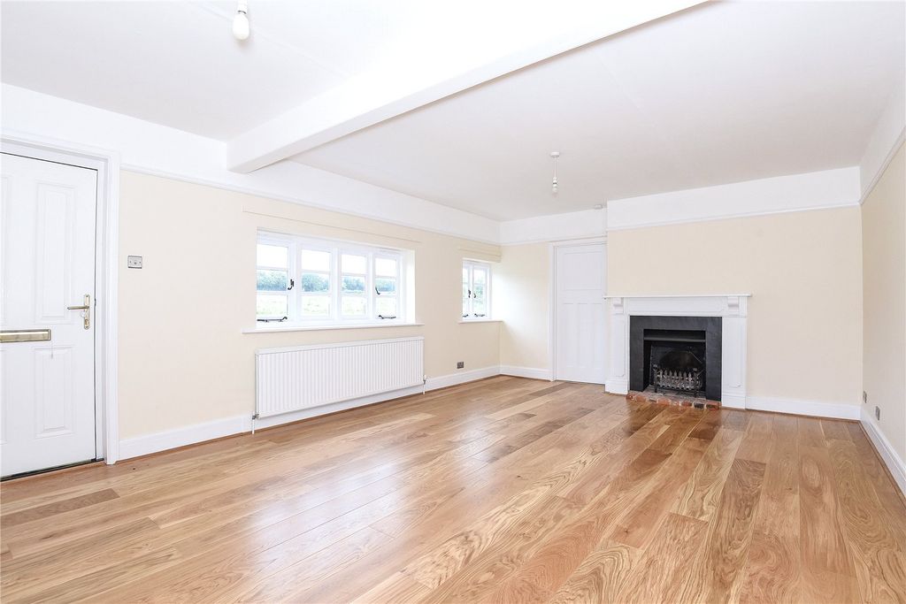 Property photo 2 of 11 Reception Room