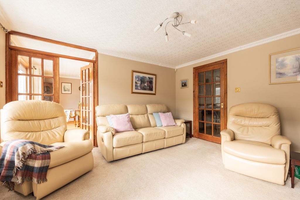 Property photo 3 of 20 Property Image 3