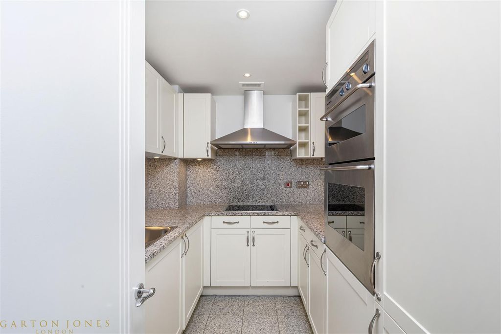 Property photo 2 of 19 Kitchen.Jpg