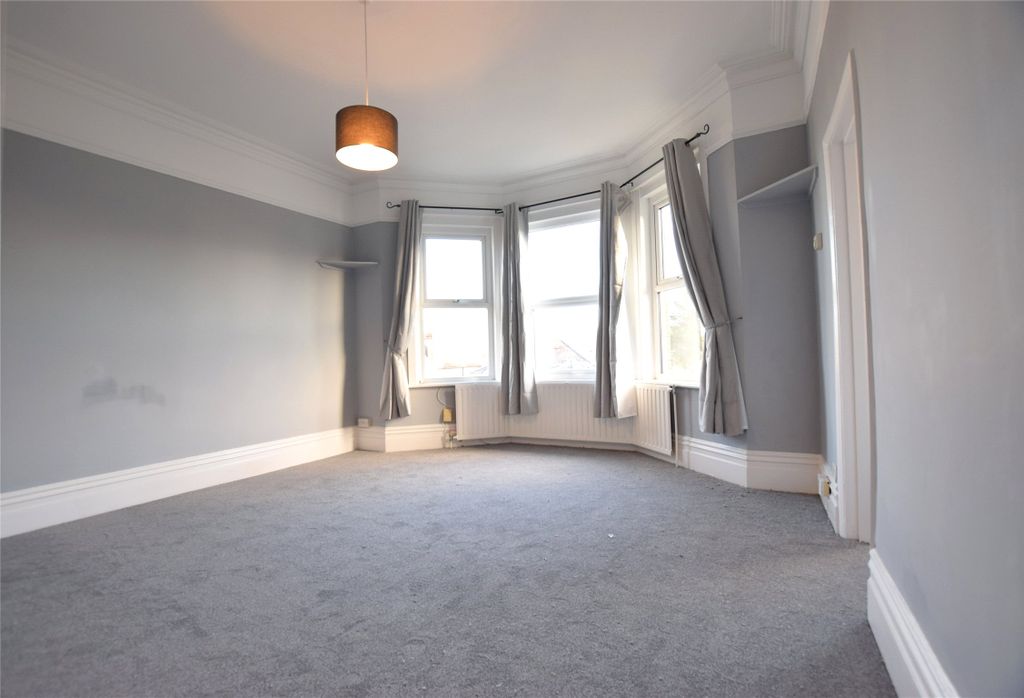 Property photo 2 of 5 Picture No. 10