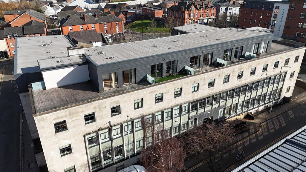 Property photo 1 of 16 Dji_Fly_20250228_135052_0172_1740750775836_Photo.J