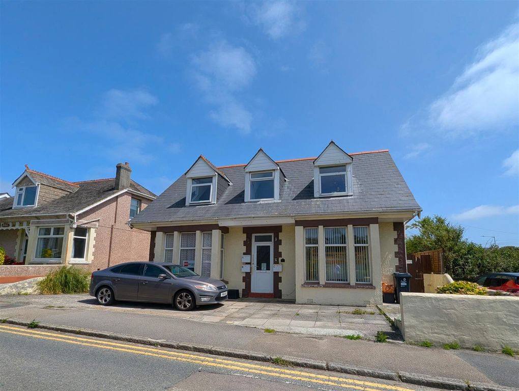 Property photo 1 of 9 Edgcumbe Avenue