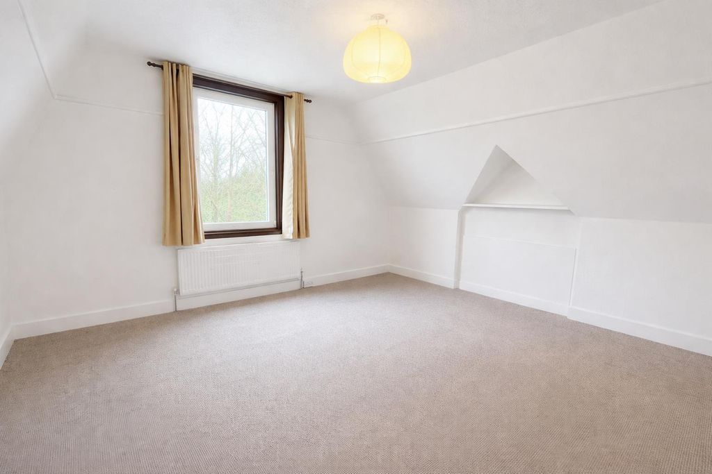 Property photo 2 of 5 Chatgpt Image Mar 25, 2026, 09_59_32 Am.Png