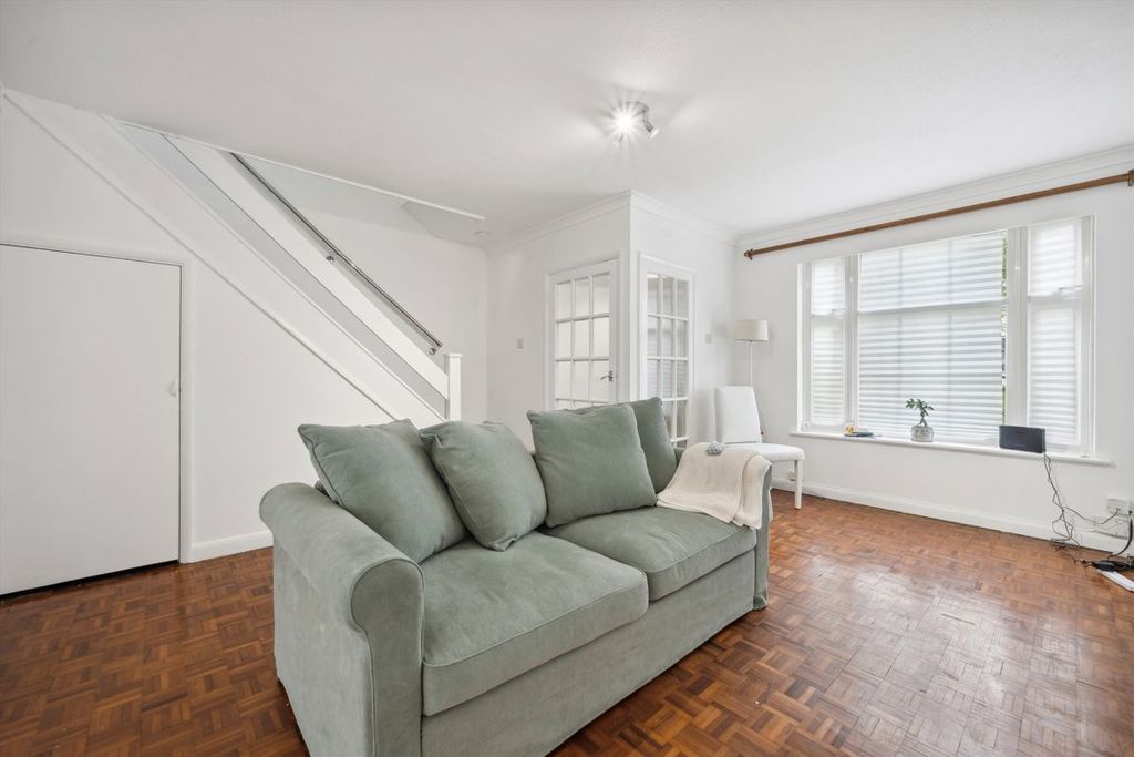 Property photo 3 of 9