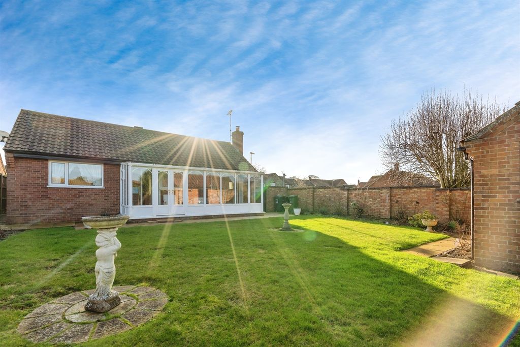 Property photo 2 of 15