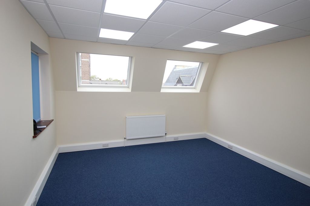 Property photo 2 of 4