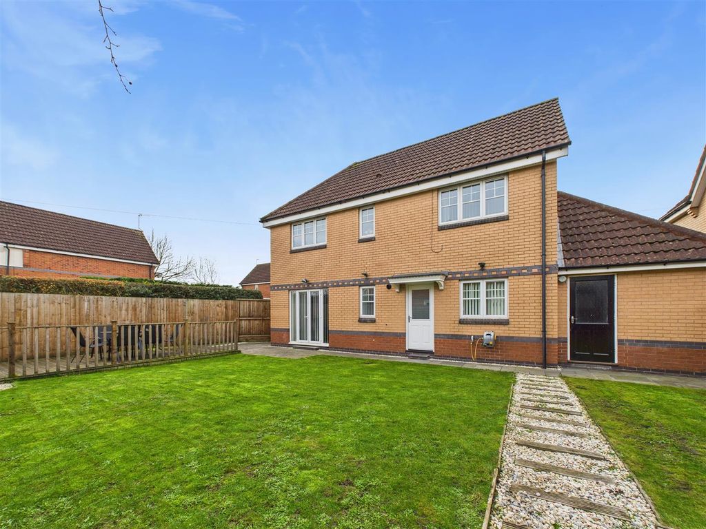 Property photo 3 of 17 Rear View