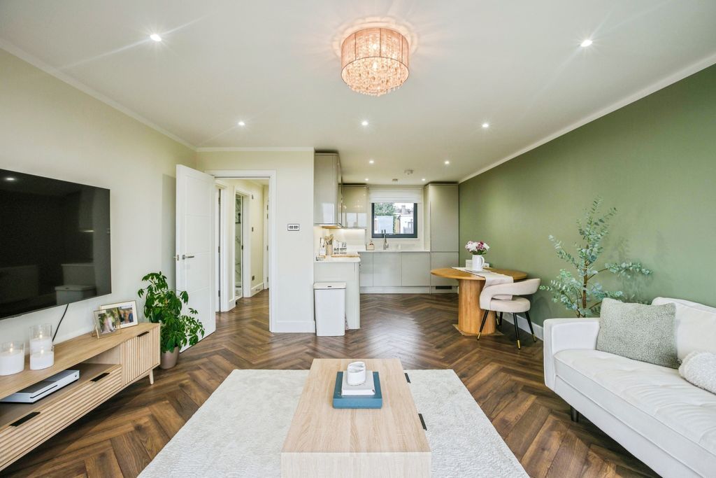 Property photo 3 of 17 Open Plan Living