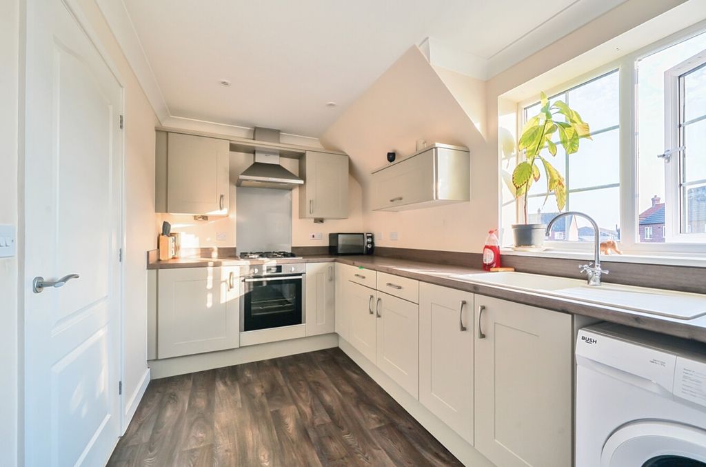 Additional image 8 of 2 bed flat for saleCheviot Crescent, Coningsby, Lincoln, Lincolnshire LN4