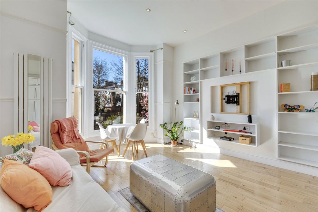 Property photo 2 of 11 Picture No. 07