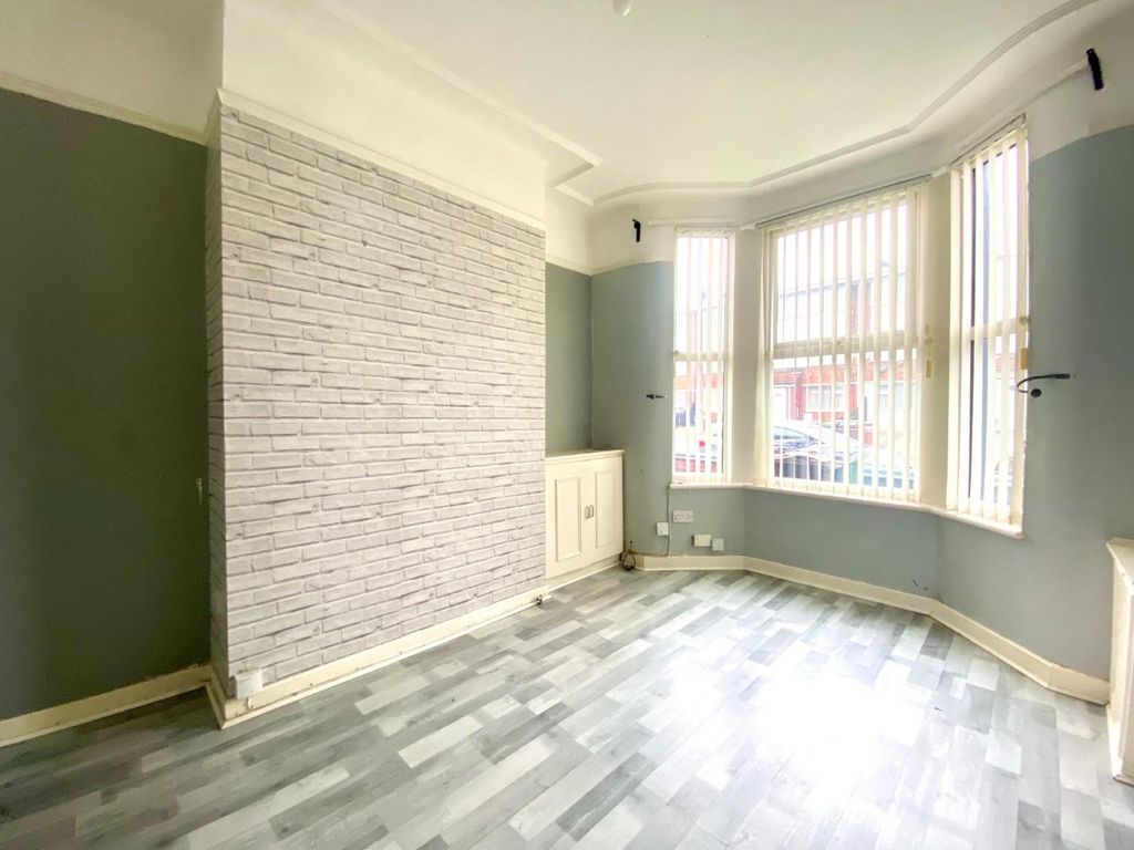 Property photo 2 of 15 Img_2007.Jpg