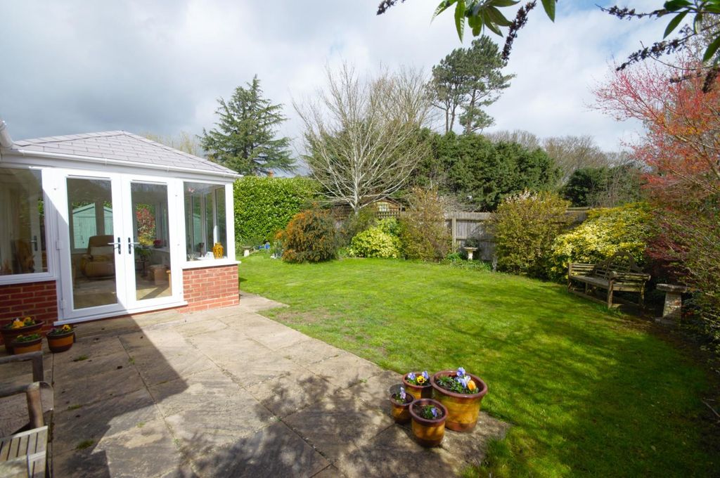 Property photo 2 of 19