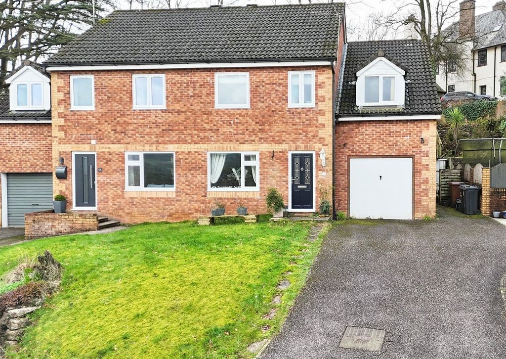 Property photo 1 of 21