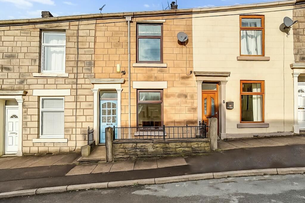 Property photo 3 of 14