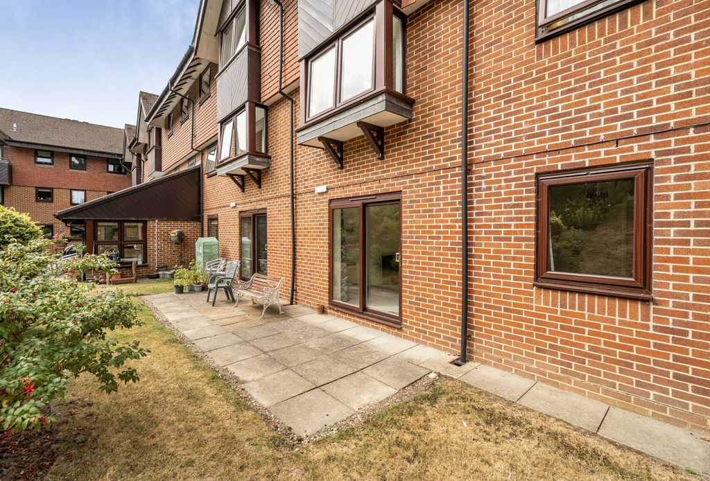 Property photo 3 of 12 1497794-17-6A61E3...