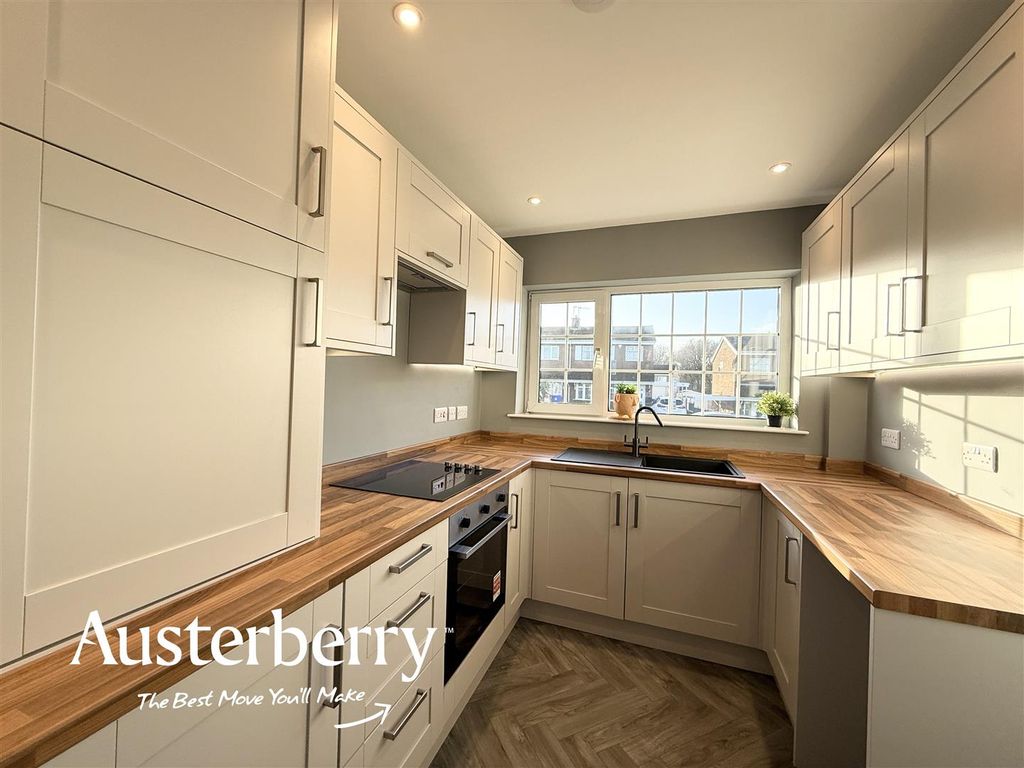 Property photo 3 of 13 Img_2583.Jpg