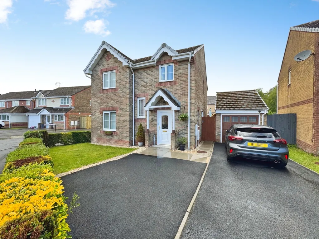 House in Pontarddulais - View 3