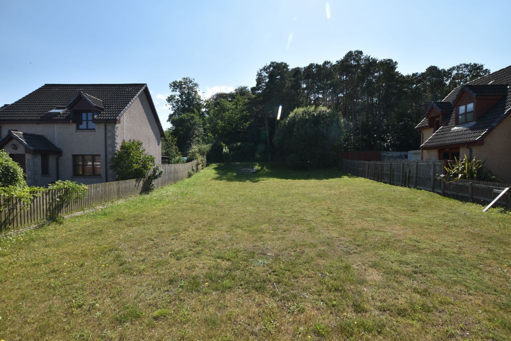 Property photo 2 of 7