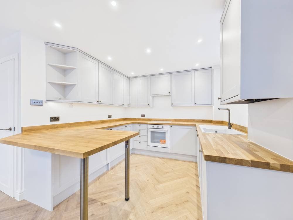 Property photo 2 of 10 Picture No. 04