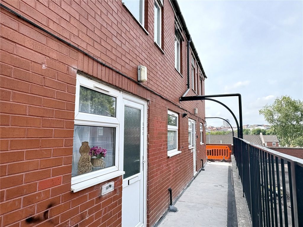 Property photo 1 of 13 Front External