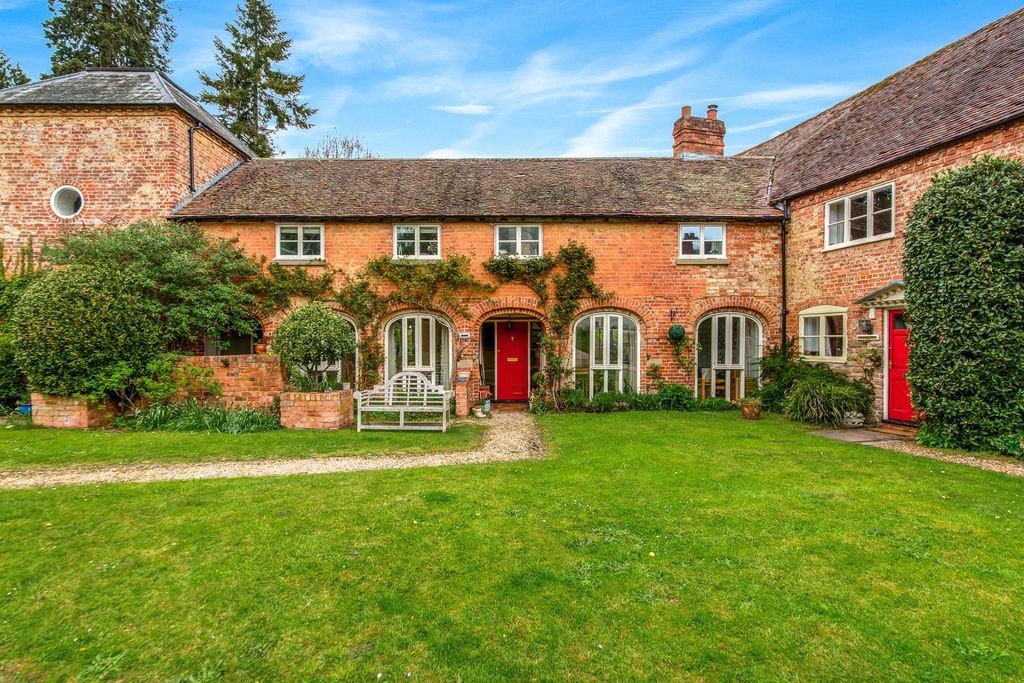 Property photo 1 of 22