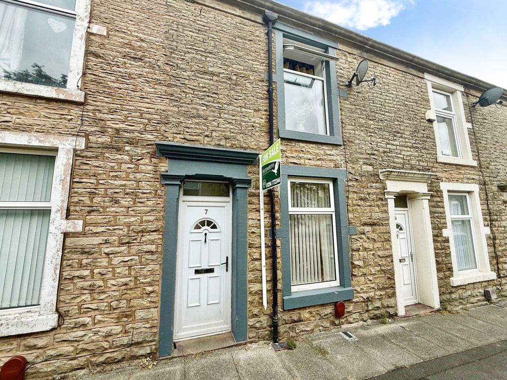 Property photo 1 of 14