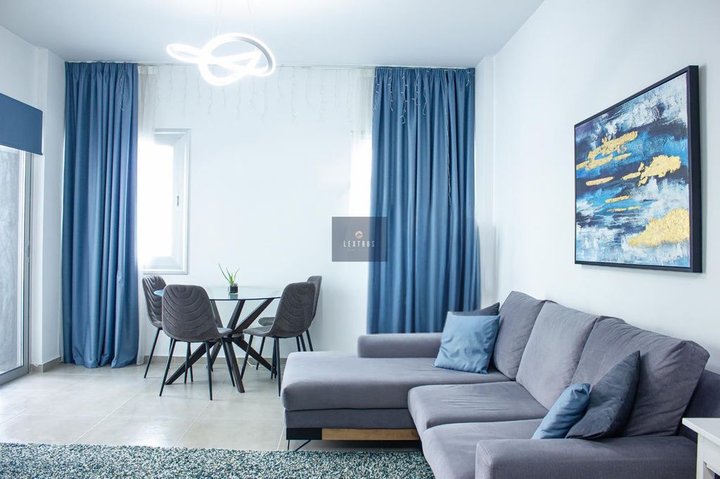 Property photo 3 of 6