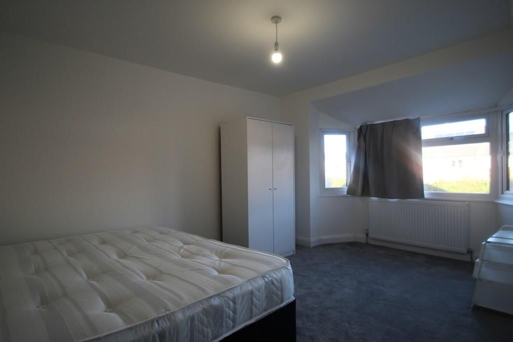 Property photo 2 of 3