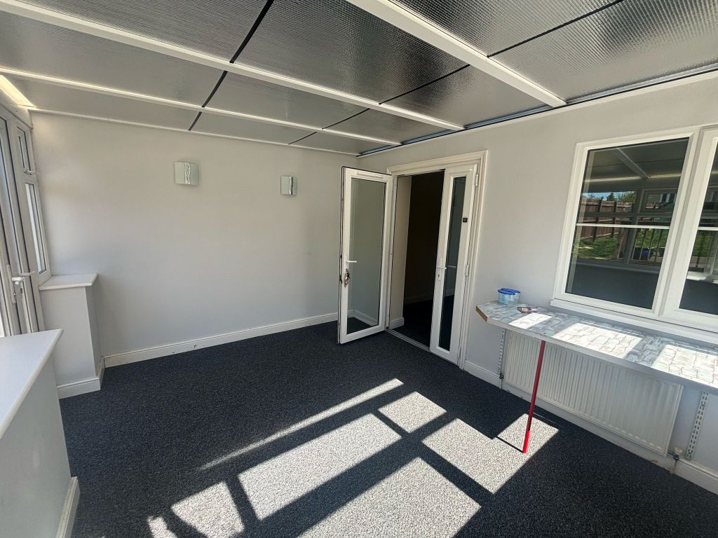 Property photo 3 of 19 1Ef6925c-Dff6-4859-93B1-24ba0Eed2F17