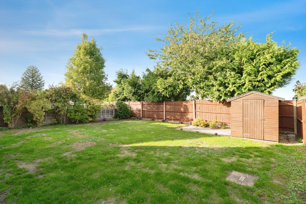 Property photo 3 of 17 Photo