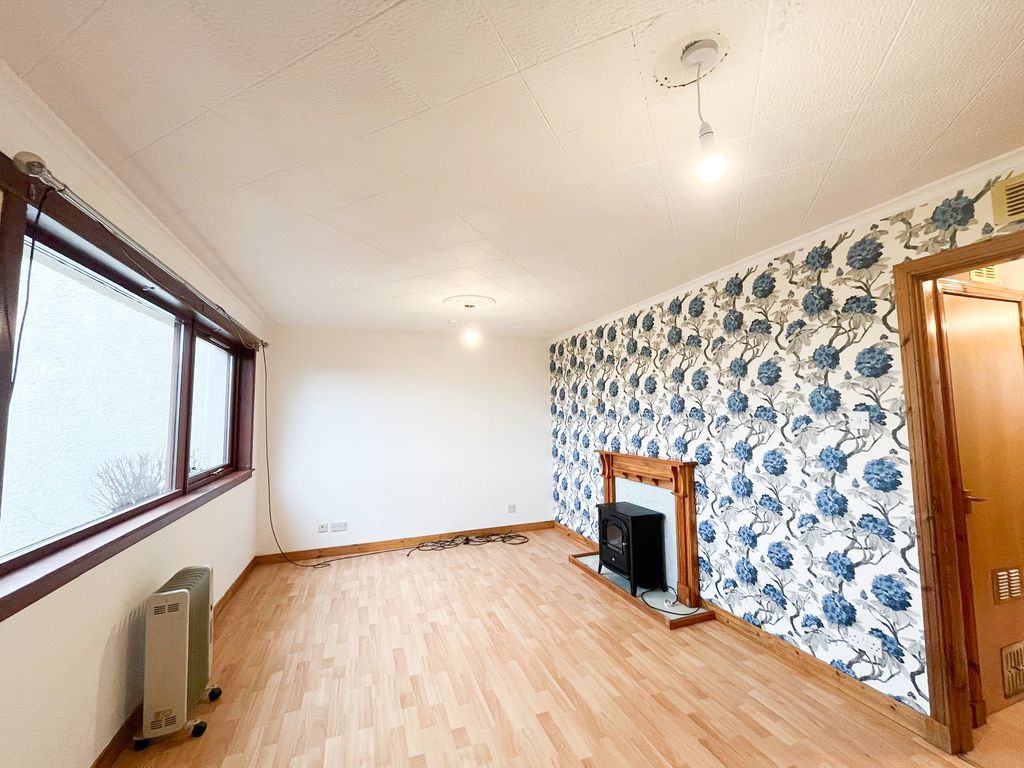 Property photo 2 of 11 Photo #2