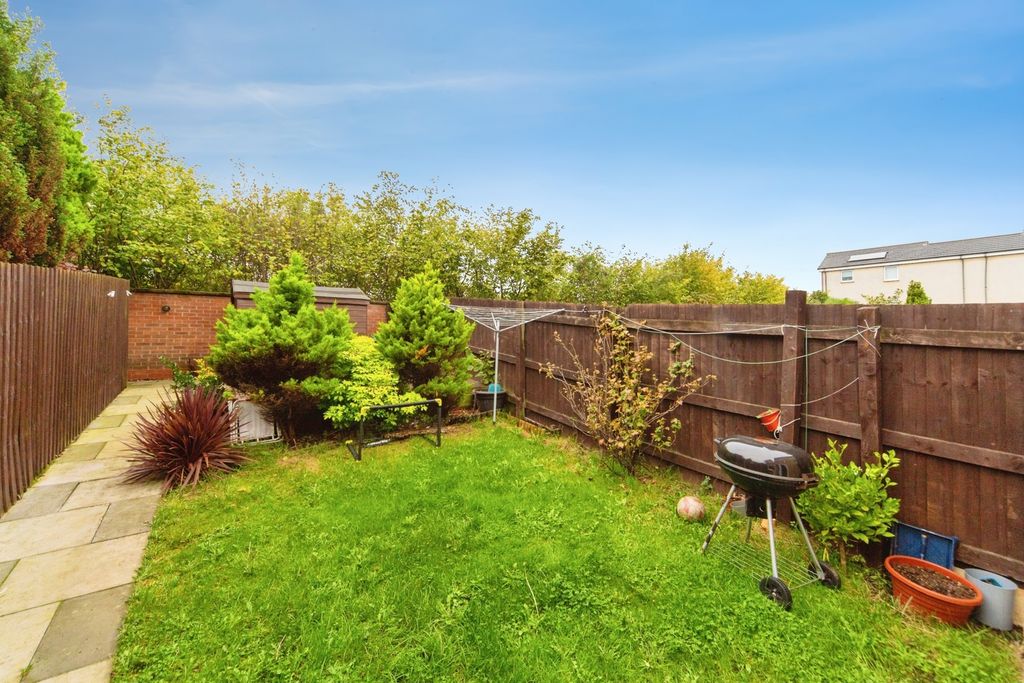 Property photo 2 of 23 Pbox-Img.Jpg